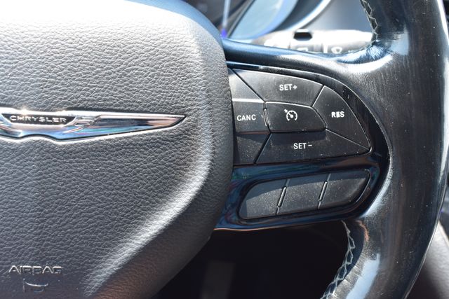 Used 2019 Chrysler Pacifica Van