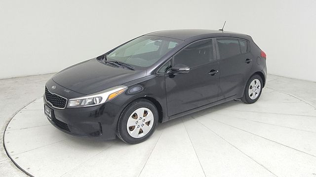 2017 Kia Forte5 LX