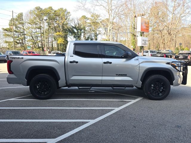 2022 Toyota Tundra SR5:45245B
