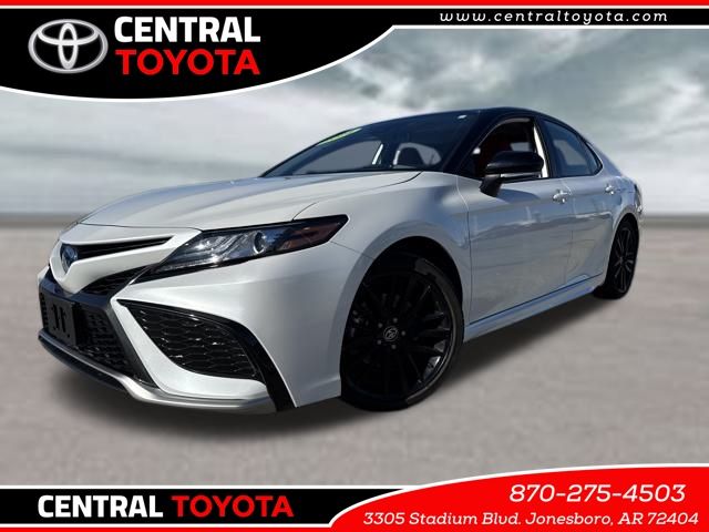 2024 Toyota Camry Hybrid XSE FWD