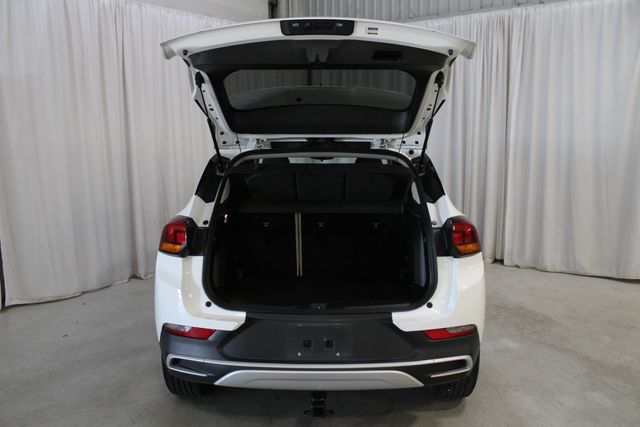 Used 2020 White Buick Preferred image 29