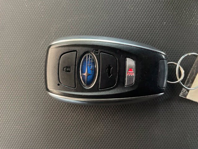 Used 2025 Ice Silver Metallic Subaru Touring image 19