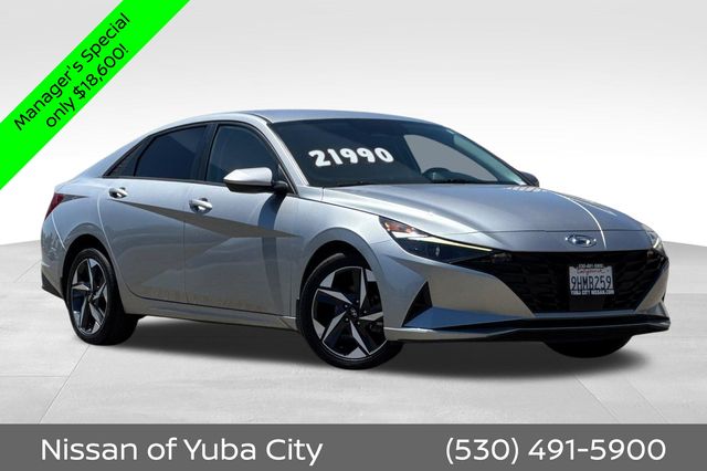 2023 Hyundai Elantra SEL FWD