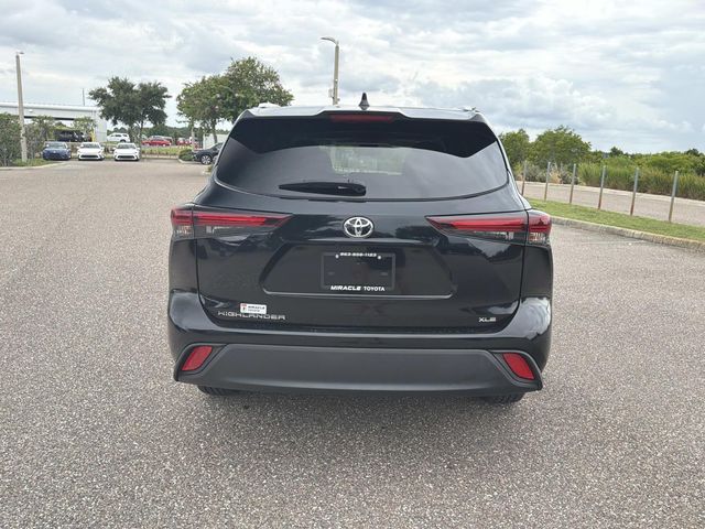 Used 2024 Toyota Highlander SUV