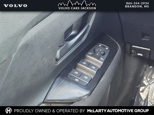 Used 2025 Nissan Kicks SUV