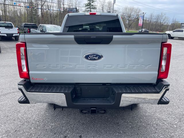 2025 Ford F-350SD XLT - Avalanche exterior view 6