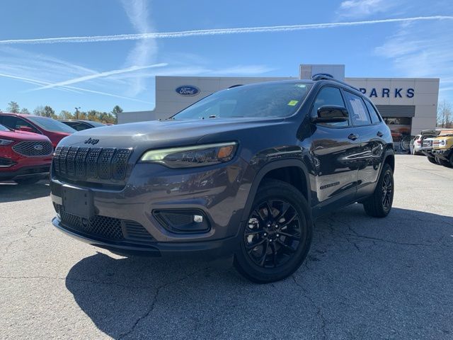 2023 Jeep Cherokee Altitude 2