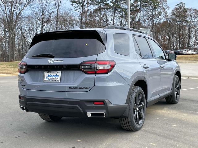 2025 Honda Pilot Black Edition 10