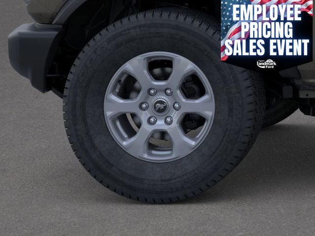 new 2025 Ford Bronco car, priced at $45,184