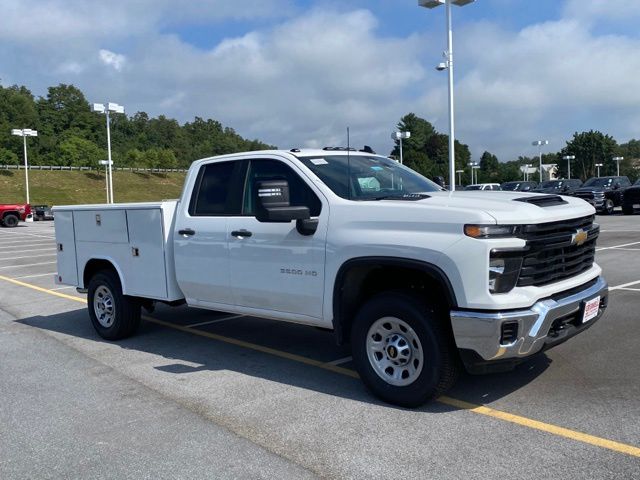 new 2025 Chevrolet Silverado 3500HD car, priced at $64,400