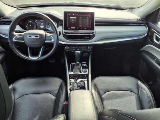 Used 2022 Silver Jeep Limited image 10