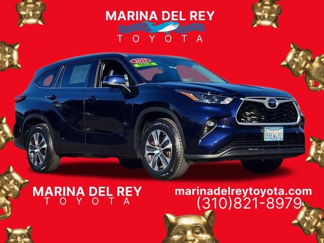 Blueprint 2022 Toyota Highlander XLE FWD SUV / Crossover Front-Wheel Drive 8-Speed Automatic