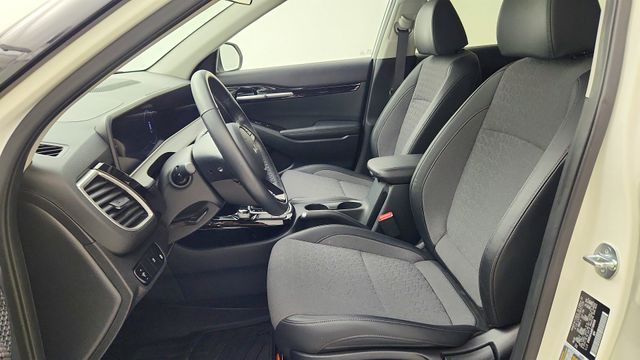 2024 Kia Seltos S White at Joe Myers Mazda Kia