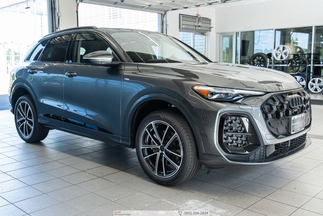 Gray 2026 Audi Q5 SUV / Crossover 7-Speed Automatic