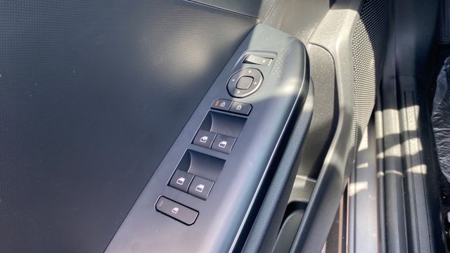 New 2026 Gray Kia LXS image 23