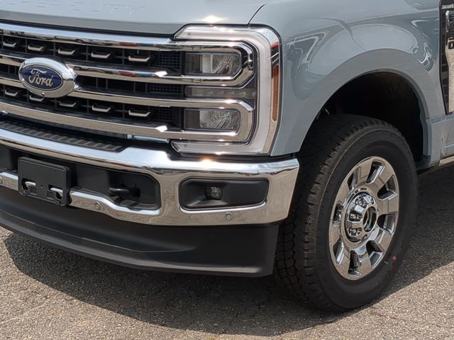New 2026 Glacier Gray Metallic Tri-Coat Ford F-250® King Ranch® image 17