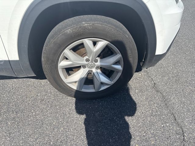used 2018 Volkswagen Atlas car, priced at $14,899