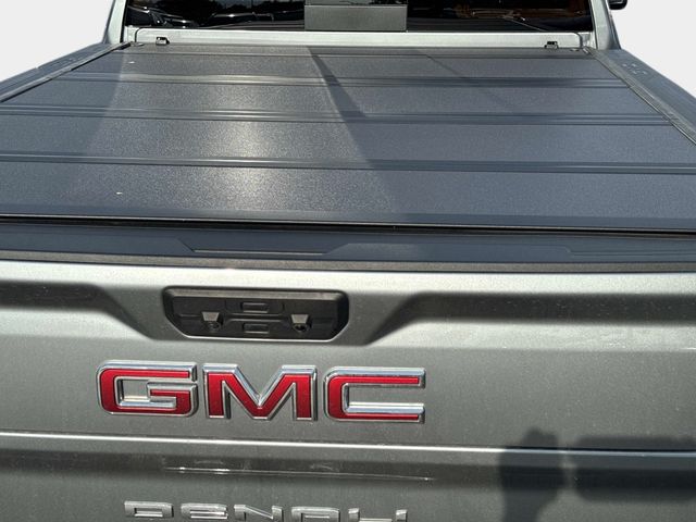Used 2025 Silver GMC Denali image 4
