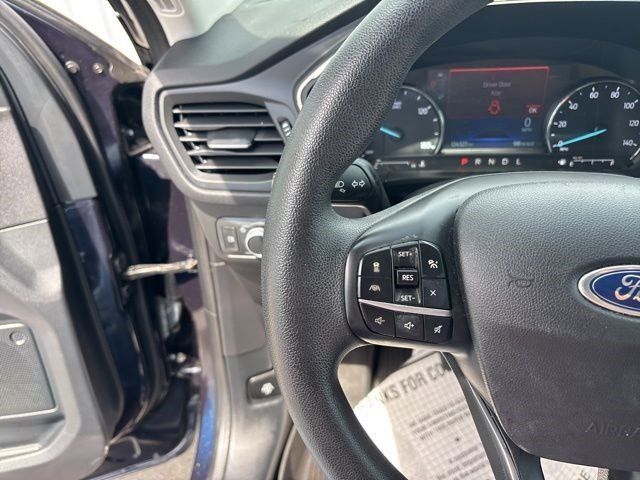 2021 Ford Escape Hybrid SE photo
