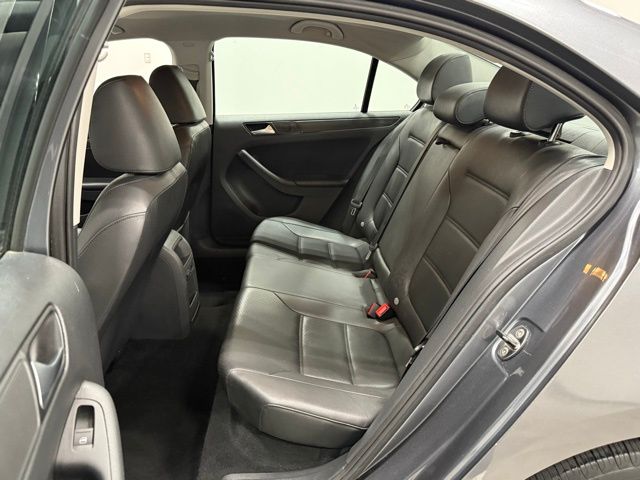 2014 Volkswagen Jetta SE PZEV photo