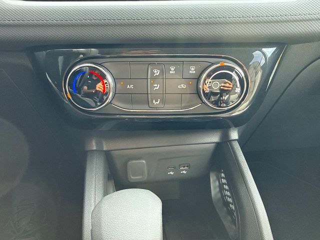 2025 Chevrolet TrailBlazer - Image 17