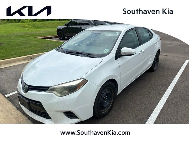 Super White 2015 Toyota Corolla Sedan Front-Wheel Drive