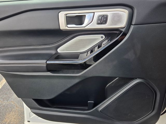 Used 2024 Ford Explorer SUV