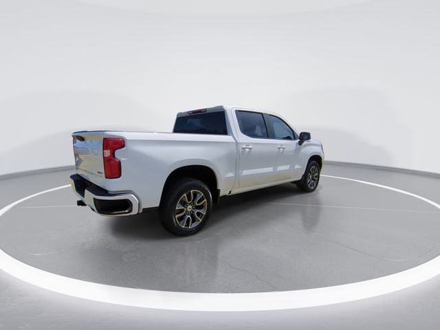 Used 2023 White Chevrolet RST image 8