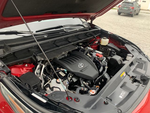 Used 2023 Toyota Highlander SUV