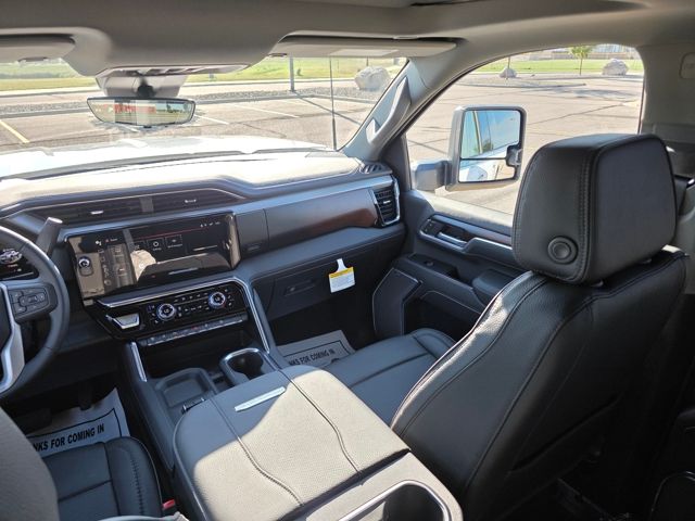 2026 GMC Sierra 3500HD Denali