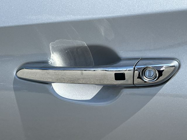 Used 2021 Silver Hyundai Ultimate image 45