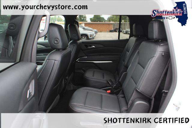 Used 2025 Chevrolet Traverse SUV