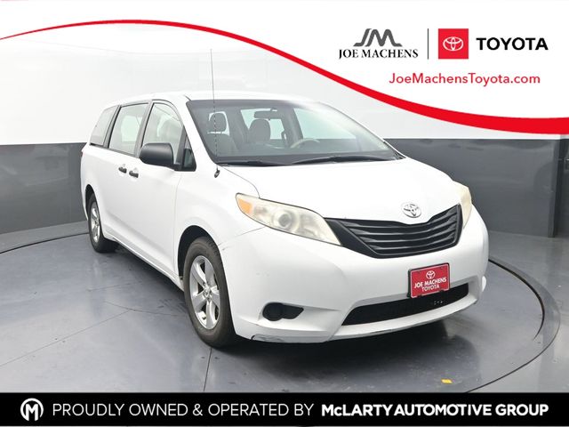 2012 Toyota Sienna LE 8-Passenger
