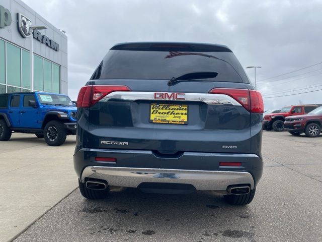 2019 GMC Acadia Denali - Sky exterior view 6