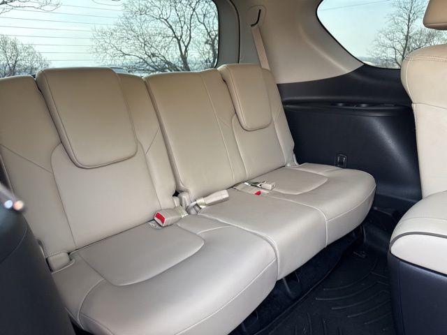 Used 2024 Black Nissan Platinum image 12