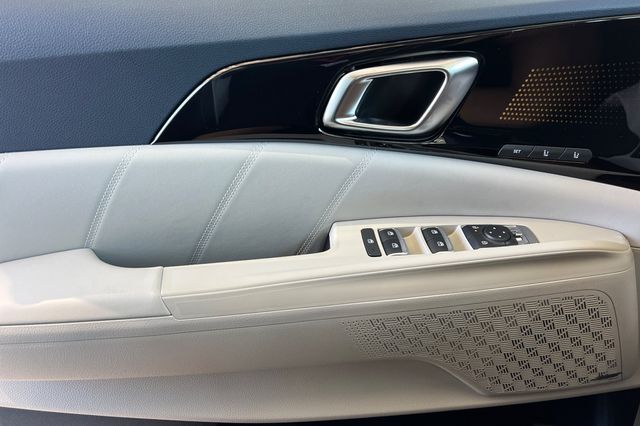 2026 Kia Carnival SX Prestige - Photo 12