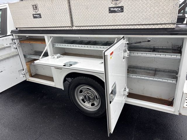 2019 Ford F-350SD XL photo