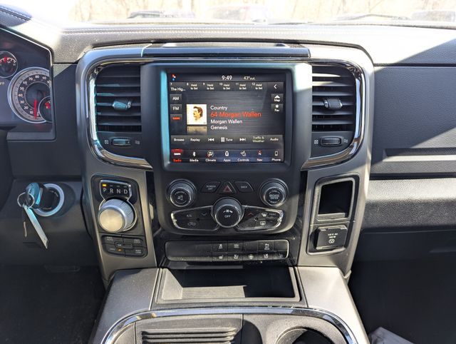 2018 Brilliant Black Crystal Pearlcoat Ram 1500 Sport 4X4 Truck