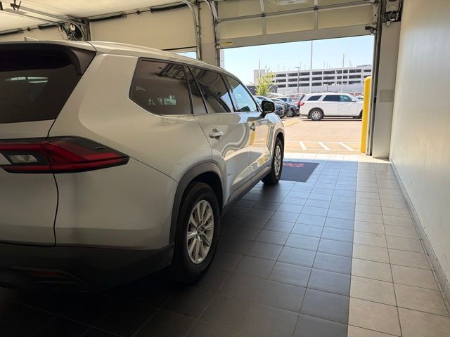 2025 Toyota Grand Highlander XLE Silver at Toyota of Victoria
