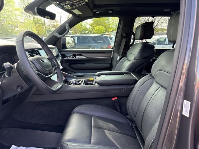 New 2026 Gray Jeep Summit image 16