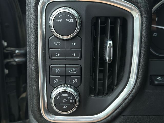 Used 2022 Green GMC Denali image 15