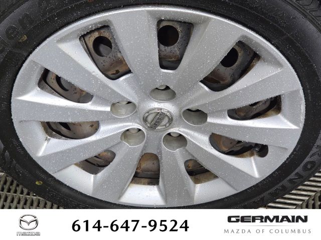 Used 2017 Blue Nissan S image 13
