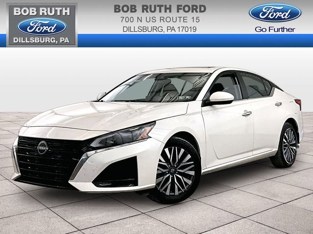 2023 Nissan Altima 2.5 SV White at South Hills Kia