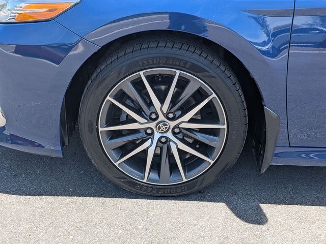 2023 Toyota Camry Hybrid - Image 27