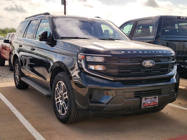 Agate Black Metallic 2025 Ford Expedition Active RWD SUV / Crossover 4X2 Automatic