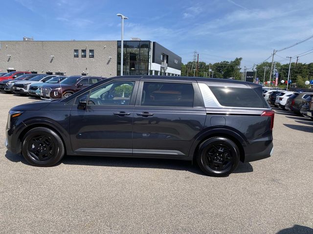 Used 2026 Kia Carnival Van