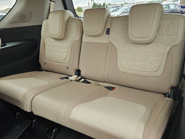 New 2026 Black Nissan Platinum image 9