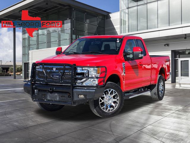 2022 Race Red Ford Super Duty F-250 SRW Lariat Truck