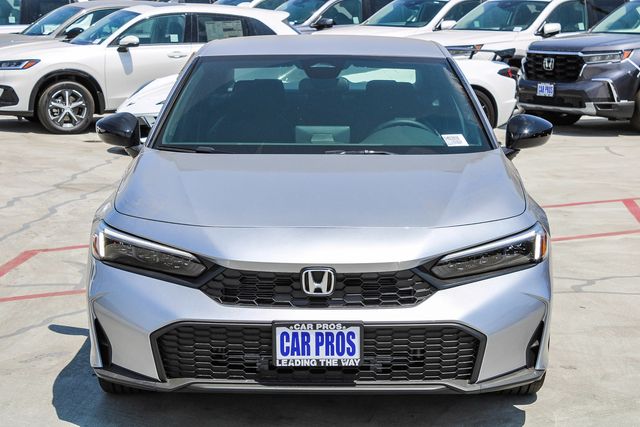 View vehicle photo 4