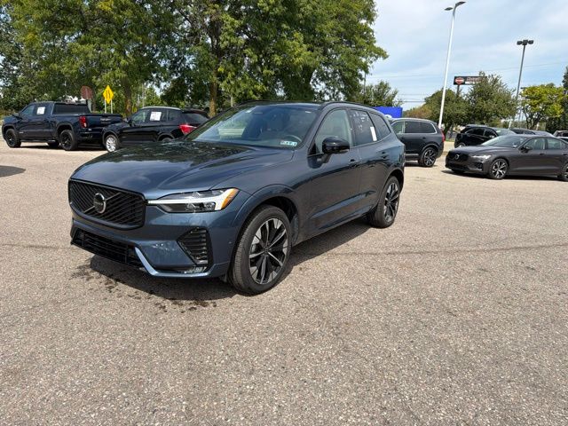 2026 Volvo XC60 B5 Plus AWD